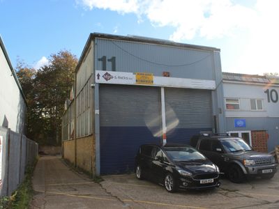 Property Image for 11 Oakwood Estate, South Road, Harlow, CM20 2BZ