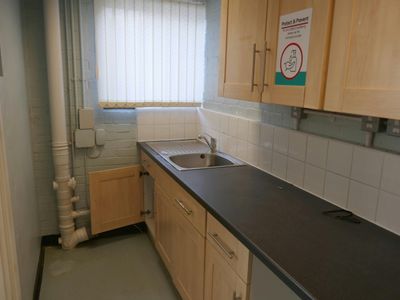 Property Image for 32-33 Oakwood Hill Industrial Estate, Oakwood Hill, Loughton, IG10 3TZ