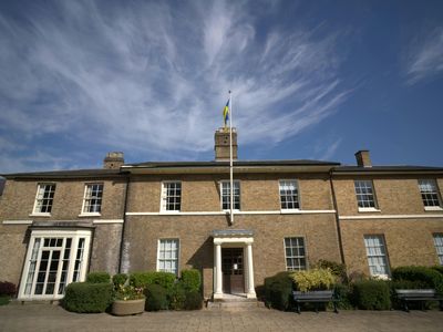 Property Image for Wallfields, Wallfields, Pegs Lane, Hertford, SG13 8EQ