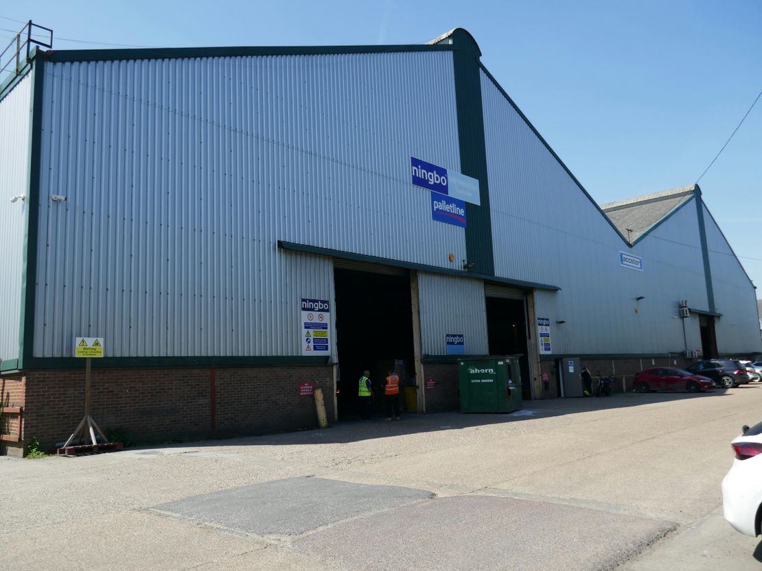 Unit 37 Purfleet Industrial Park, Juliette Way, Purfleet, RM15 4YD