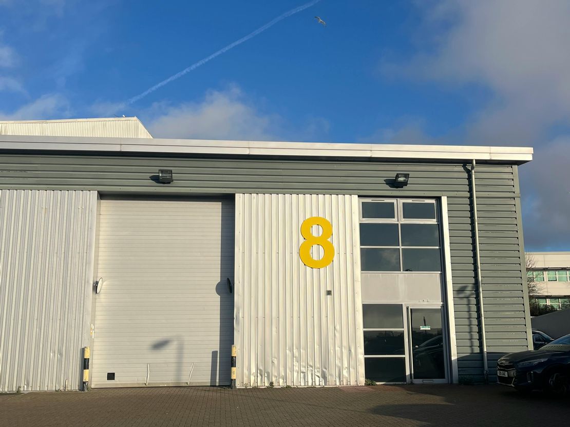 Units 7 & 8, The IO Centre, Brunel Road, Basingstoke, RG21 6TZ
