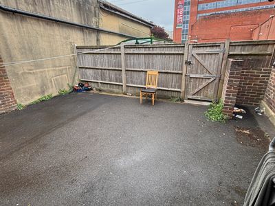 Property Image for 16-18 Chapel Road, Worthing, West Sussex, BN11 1BJ