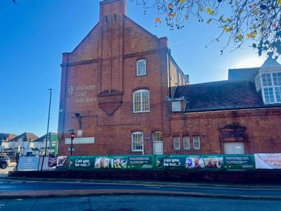 Property Image for 496 Streatham High Road, Streatham, SW16 3QB
