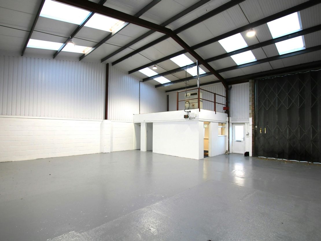Unit 2 Forest Close, Ebblake Industrial Estate, Verwood, BH31 6DE