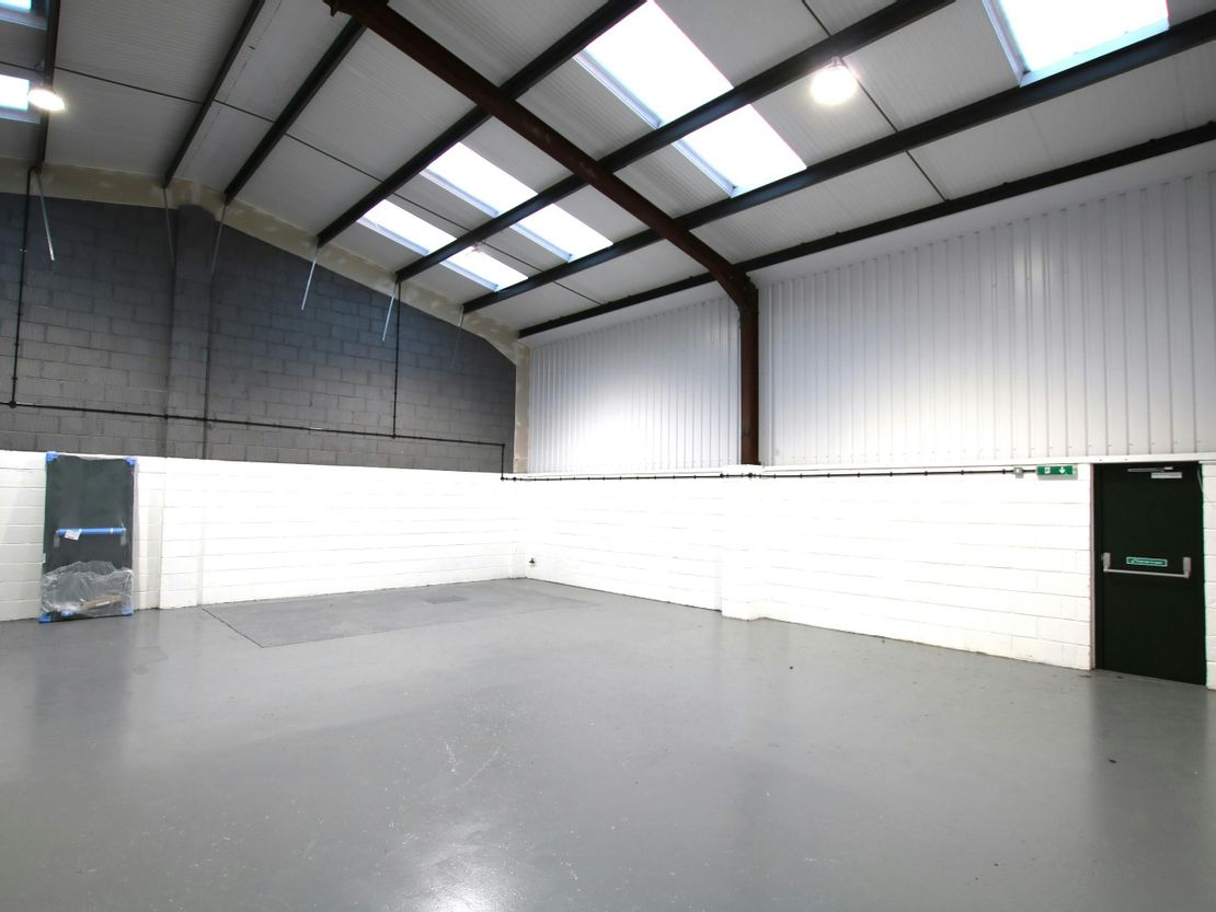 Unit 2 Forest Close, Ebblake Industrial Estate, Verwood, BH31 6DE