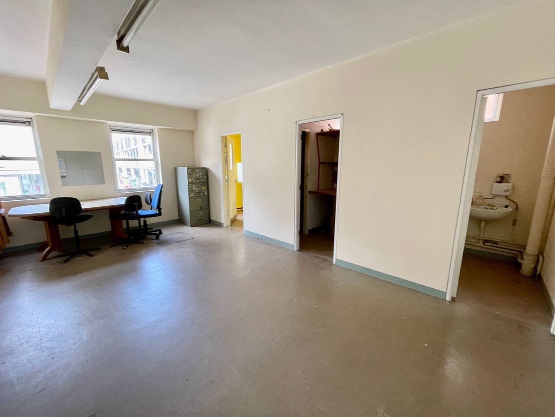 1 Central Walk, Bury St. Edmunds, Suffolk, IP33 1BS