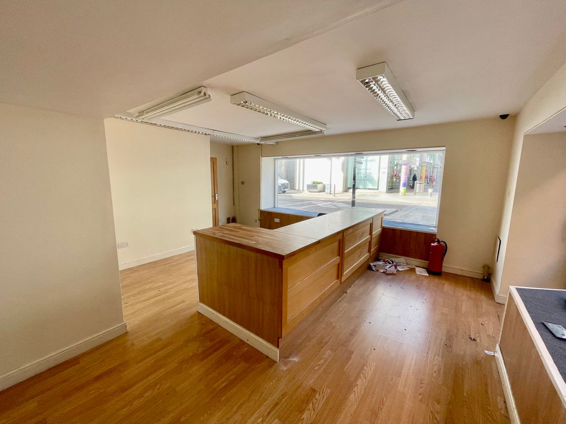 1 Central Walk, Bury St. Edmunds, Suffolk, IP33 1BS