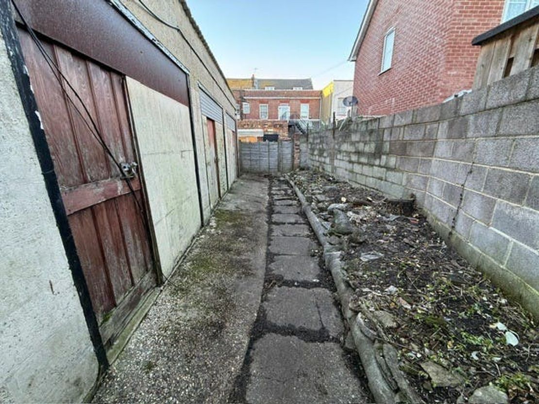 38 Lagland Street, Poole, BH15 1QG