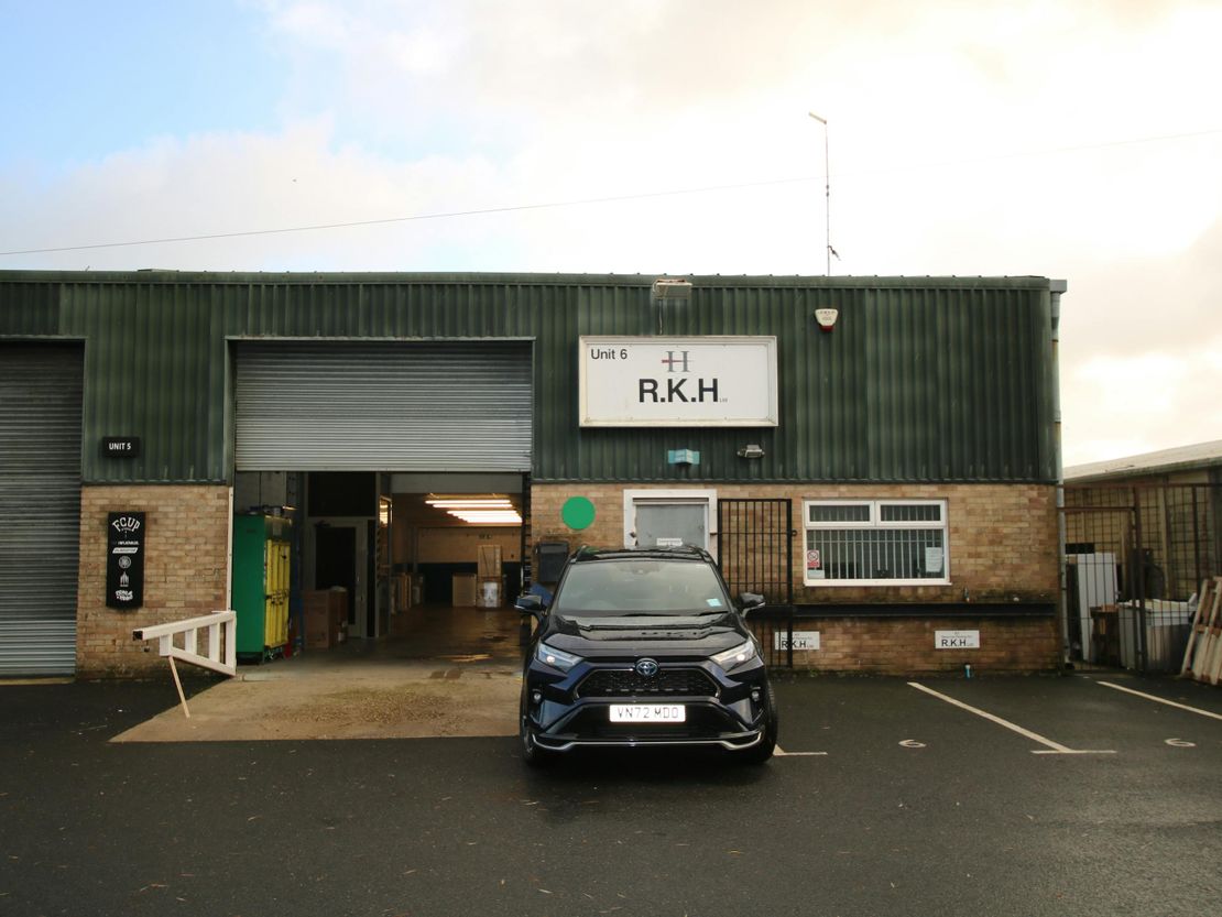 Unit 6, 9 Brook Road Industrial Estate, Wimborne, BH21 2BH