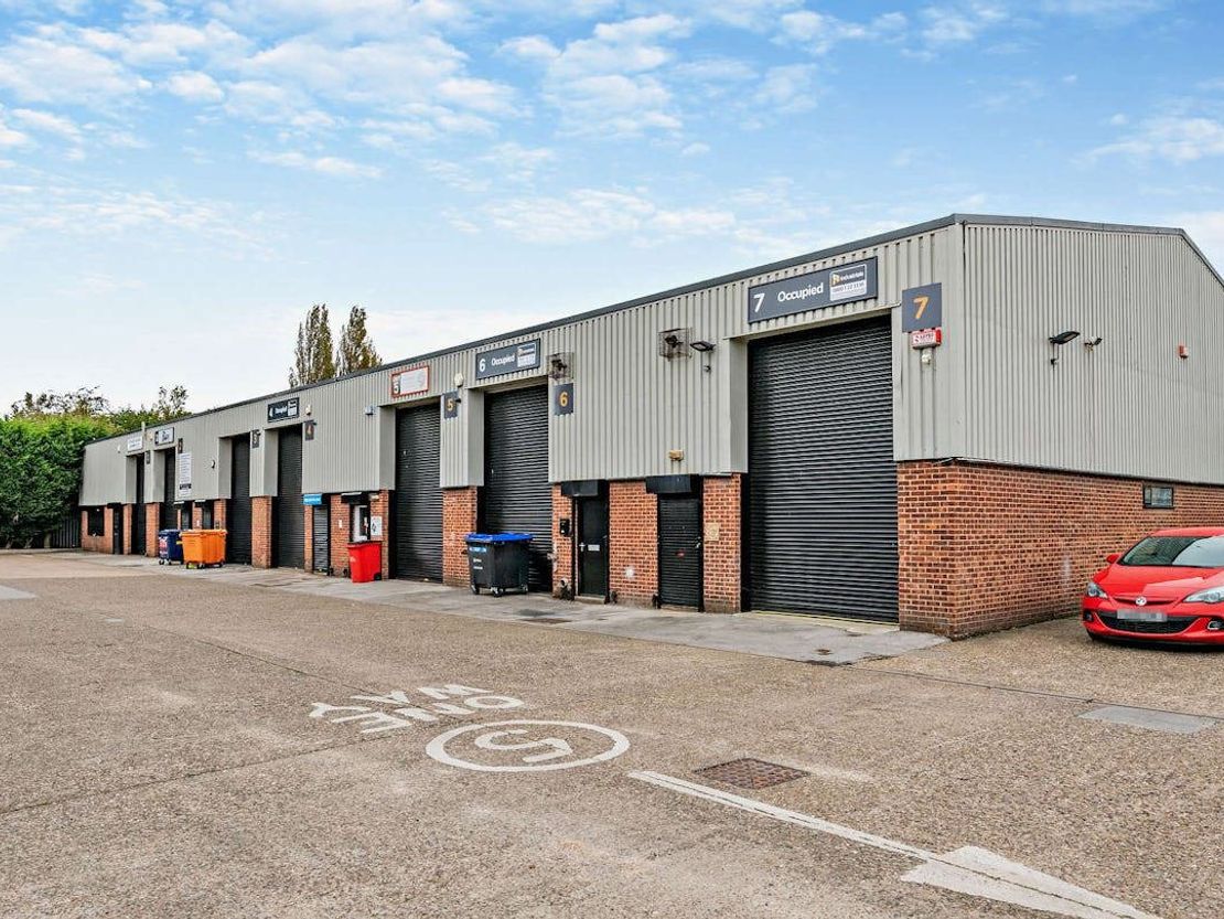 Acorn Industrial Estate, Bontoft Avenue, Hull, East Riding Of Yorkshire, HU5 4HF