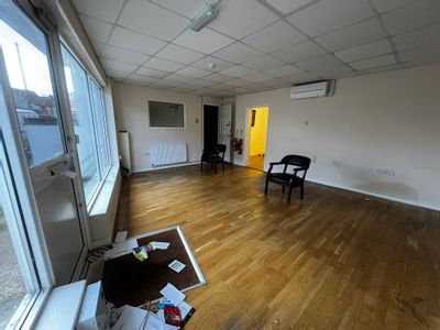 Property Image for 160 Cromwell Road, Rushden, Northamptonshire, NN10 0EF