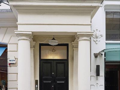 Property Image for 6 Brook Street, Mayfair, W1S 1BB