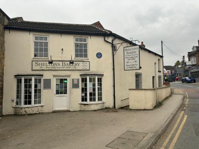 Property Image for 1-3 Barnsley Road, Hemsworth, Pontefract, West Yorkshire, WF9 4PY