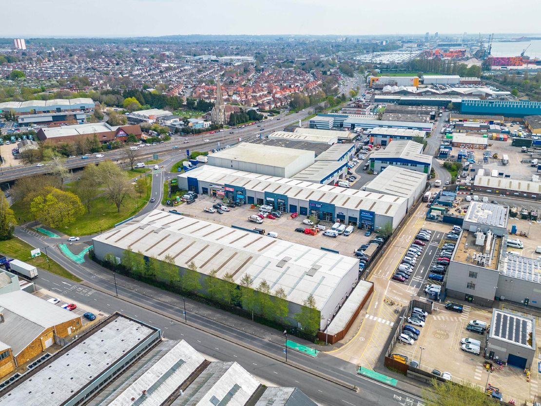 Unit 9b Southampton Trade Park, Third Avenue, Southampton, Hampshire, SO15 0AD