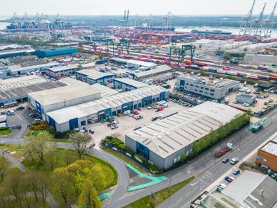 Property Image for Unit 9b Southampton Trade Park, Third Avenue, Southampton, Hampshire, SO15 0AD