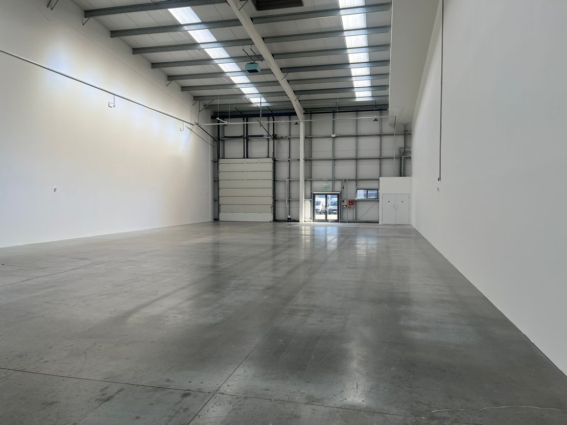 Unit 9b Southampton Trade Park, Third Avenue, Southampton, Hampshire, SO15 0AD