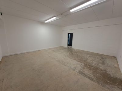 Property Image for Unit 4A & 4B Avant Business Centre, First Avenue, Bletchley, South East, MK1 1DR