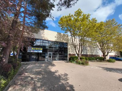 Property Image for Unit 4A & 4B Avant Business Centre, First Avenue, Bletchley, South East, MK1 1DR