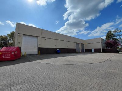 Property Image for Unit 4A & 4B Avant Business Centre, First Avenue, Bletchley, South East, MK1 1DR