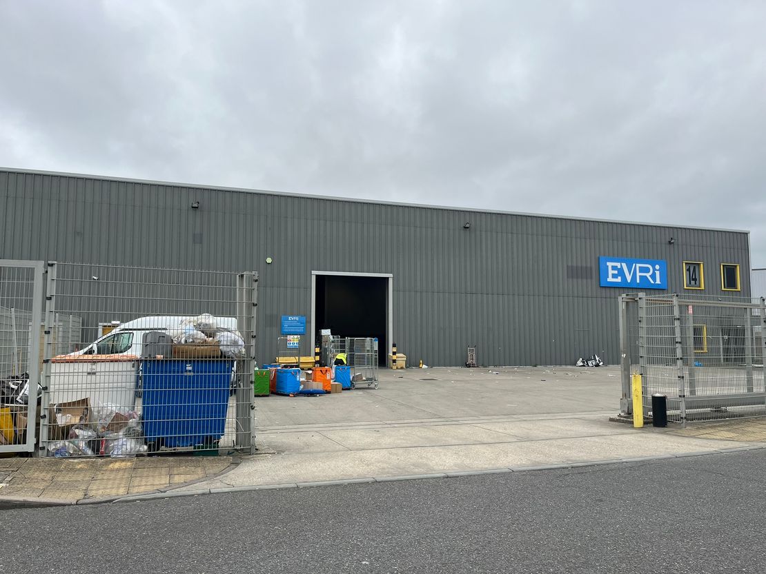 Units 9 & 14 Gemini Business Park, Hornet Way, Beckton, London, E6 7FF