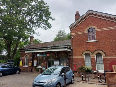 Property Image for Land At Rear Of Dormans Station, Station Road, Dormansland, Lingfield, Surrey, RH7 6NL