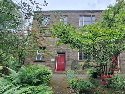 Property Image for Queensbury Baptist Church, Chapel Lane, Queensbury, Bradford, Yorkshire, BD13 2PZ