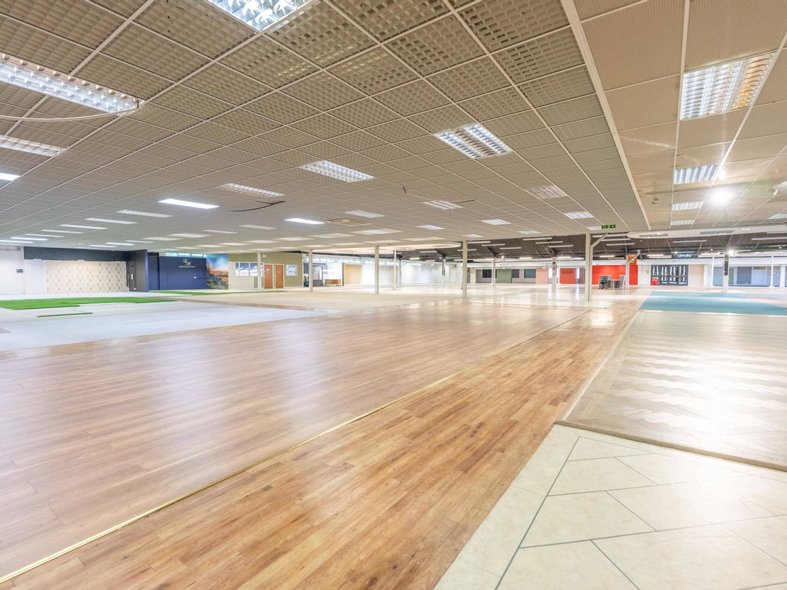 Former Retail / Warehouse Premises, School Lane, Chandler's Ford, Eastleigh, Hampshire, SO53 4DG