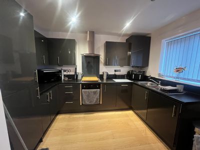 Property Image for 385 Chatsworth Road, Chesterfield, Derbyshire, S40 2DH