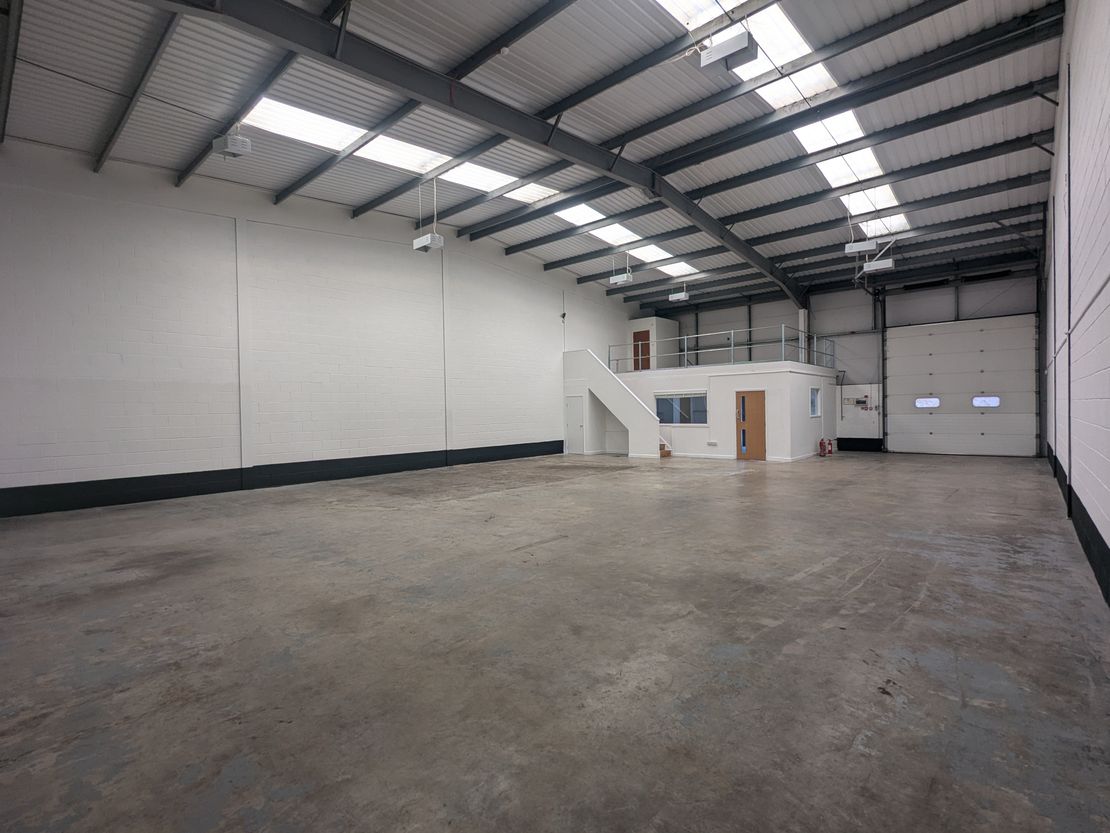 Unit 2 Larchwood Business Centre, Larchwood Avenue, Havant, Hampshire, PO9 3BE