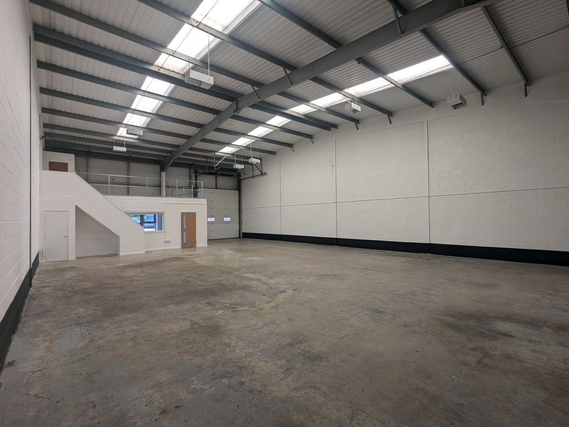 Unit 2 Larchwood Business Centre, Larchwood Avenue, Havant, Hampshire, PO9 3BE