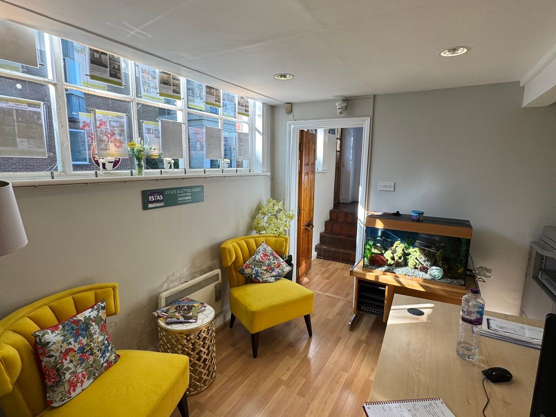 1 Thames Avenue, Windsor, Berkshire, SL4 1QP