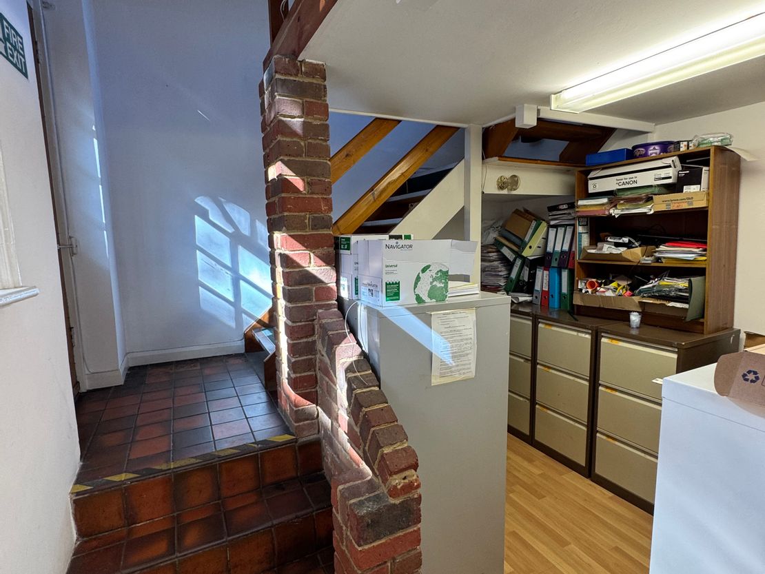 1 Thames Avenue, Windsor, Berkshire, SL4 1QP