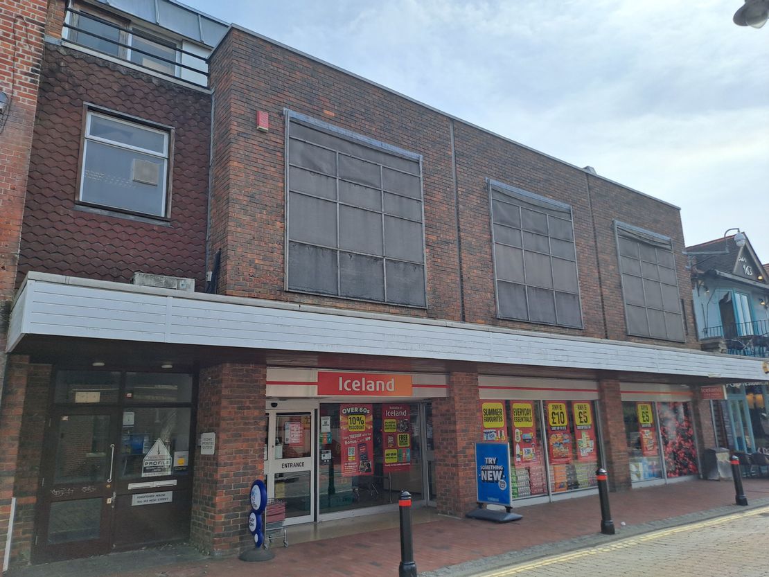 160-162 High Street, Egham, Surrey, TW20 9HP