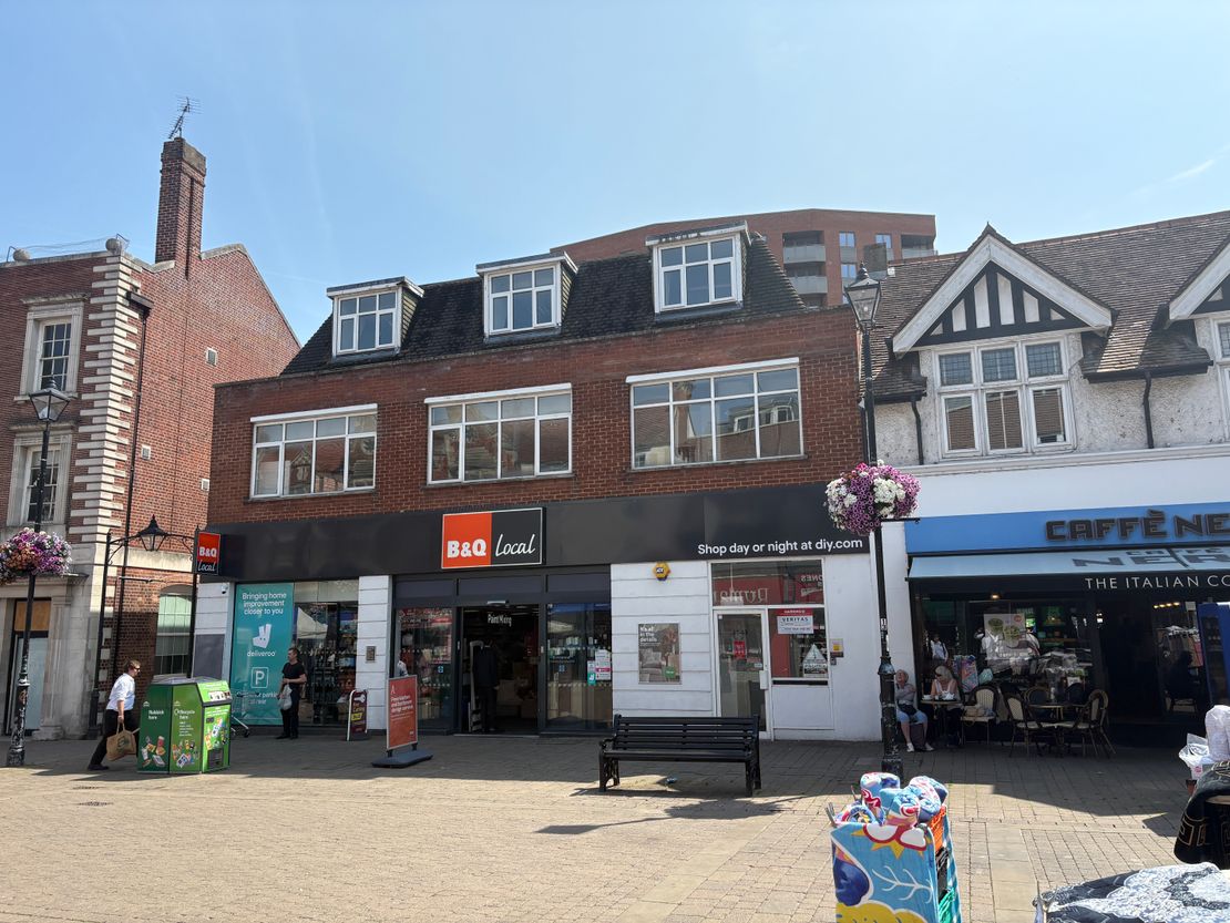 61 High Street, Staines-Upon-Thames, Surrey, TW18 4QW