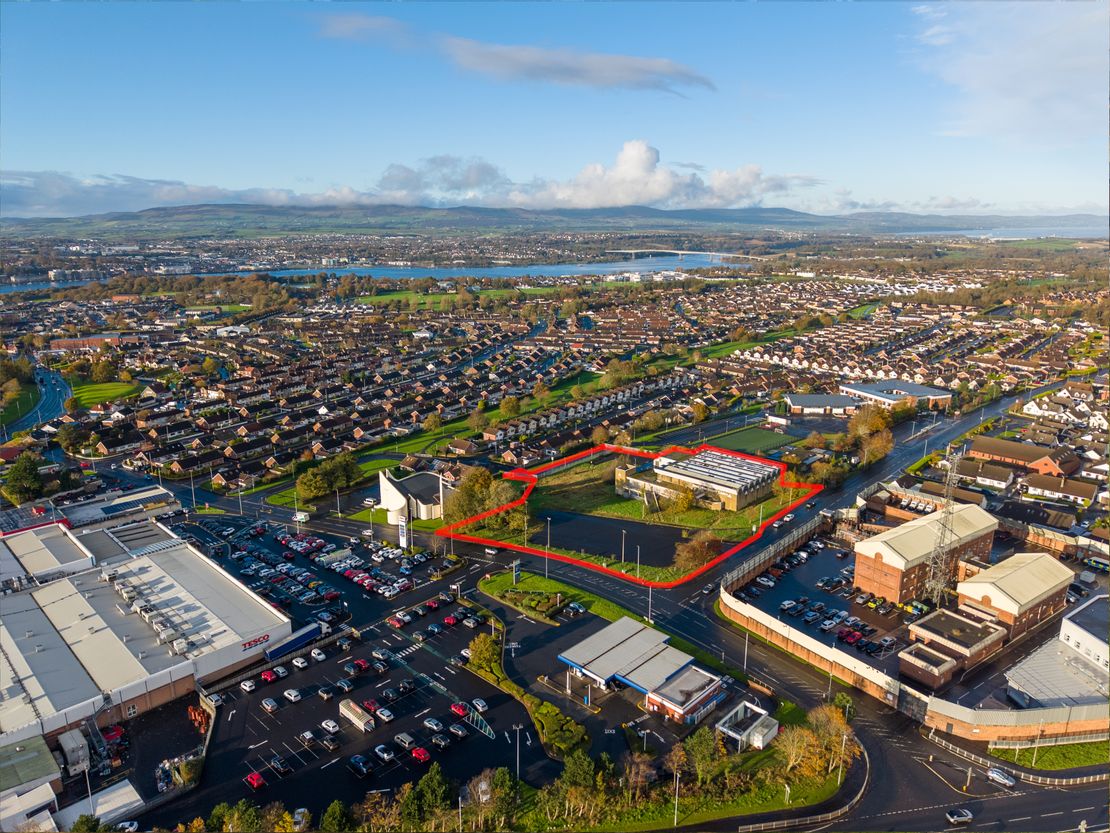 Lisnagelvin Leisure Centre, Richill Park, Londonderry, Derry, BT47 5QZ