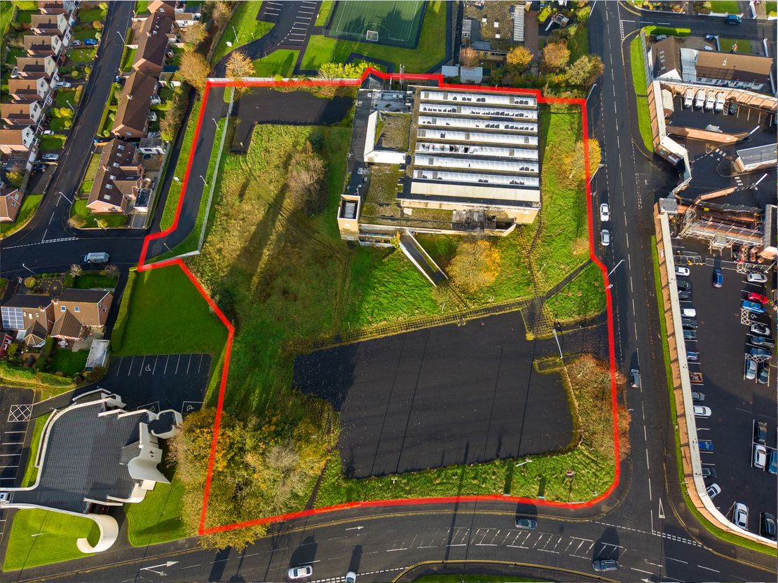 Lisnagelvin Leisure Centre, Richill Park, Londonderry, Derry, BT47 5QZ