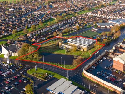 Property Image for Lisnagelvin Leisure Centre, Richill Park, Londonderry, Derry, BT47 5QZ