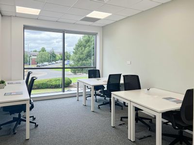 Property Image for Regus, Homer Close, Warwick, CV34 6TT