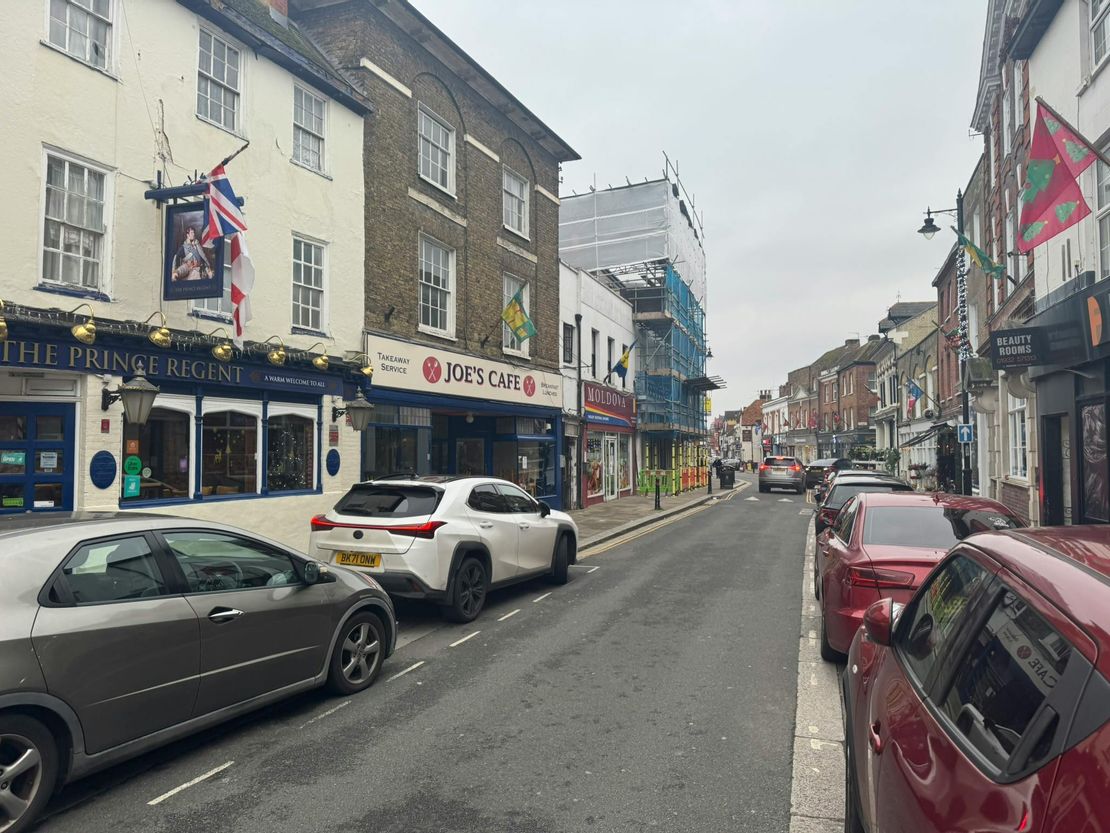 128-130 Guildford Street, Chertsey, KT16 9AH