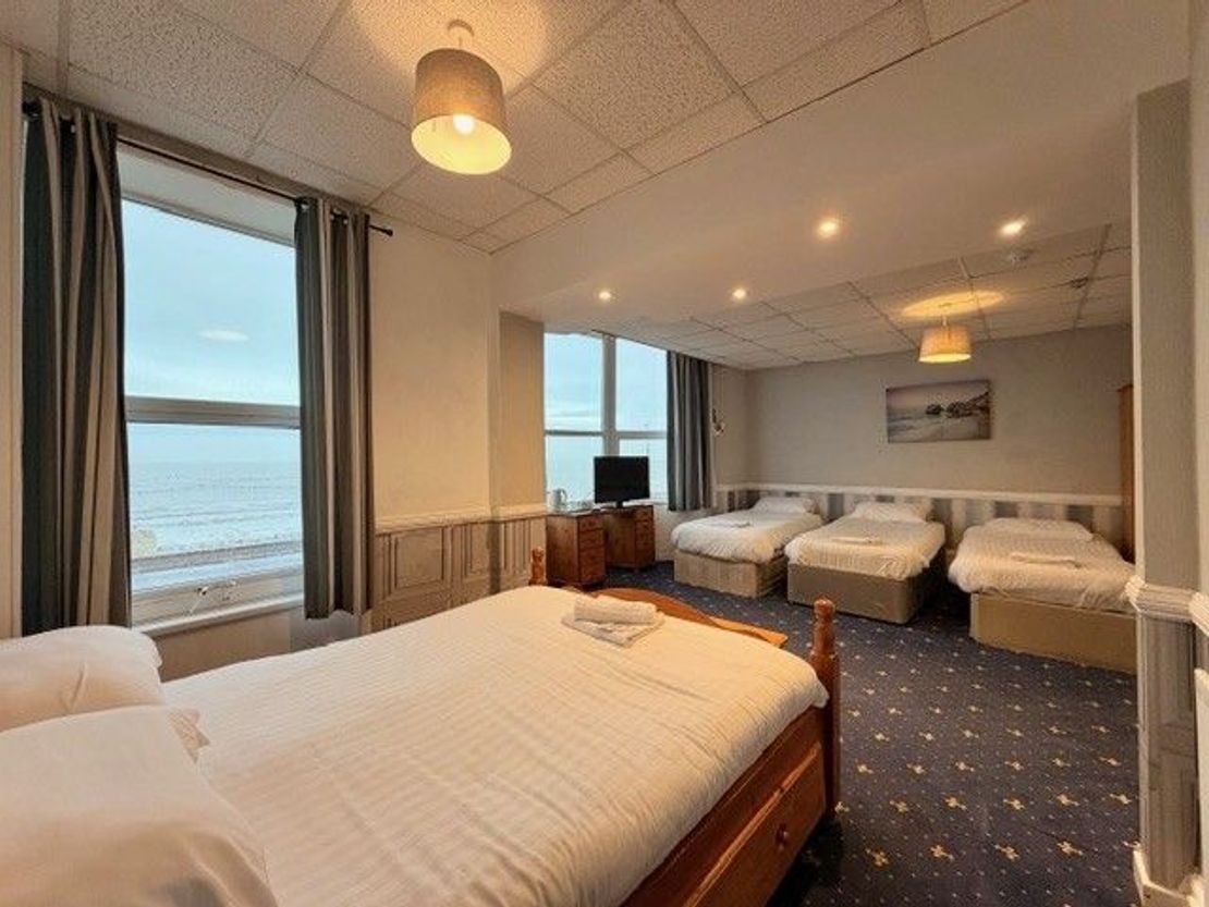 Canasta Hotel 288 - 290 Promenade, Blackpool, FY1