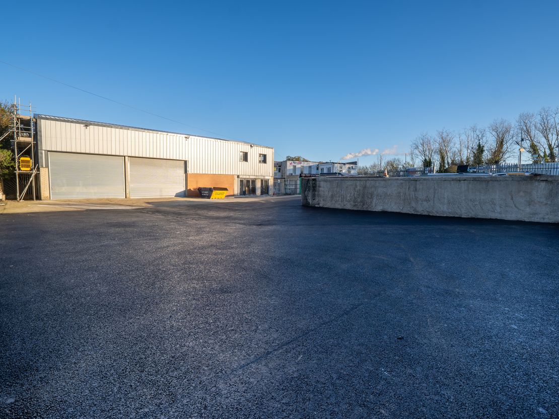 Unit 2 Hackbridge Industrial Estate, Station Approach, Hackbridge, Surrey, SM6 7BJ