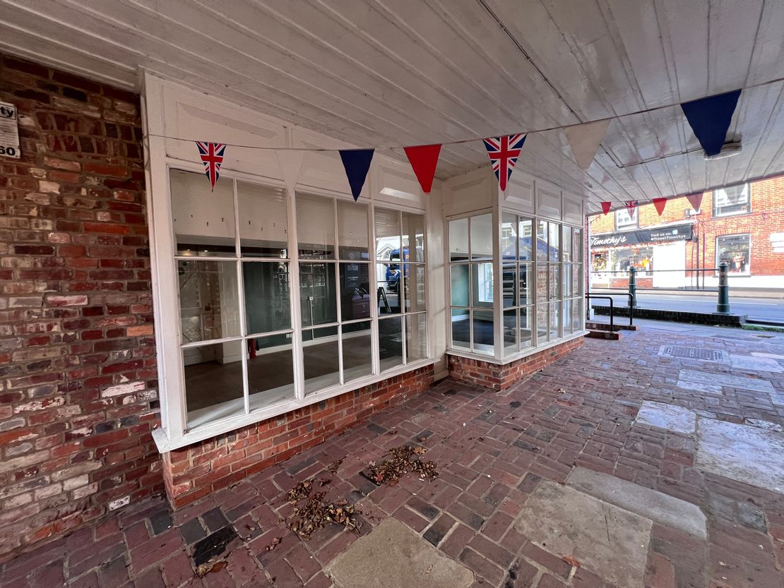 5 High Street, Roman Quay, Fordingbridge, Hampshire, SP6 1AS