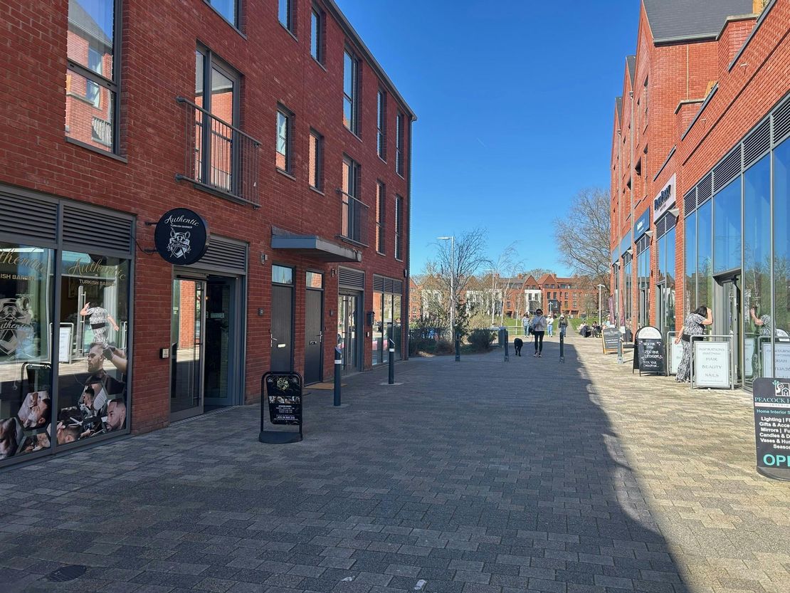 Unit 10, Elms Walk, Wokingham, RG40 2FE