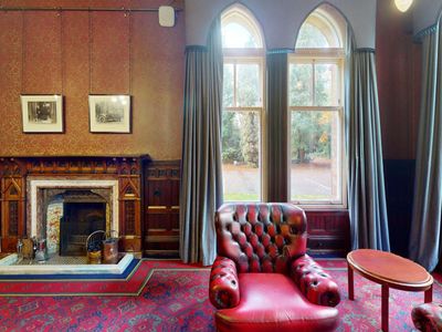 Property Image for Highbury Hall, Yew Tree Road, Moseley, Birmingham, West Midlands, B13 8QG