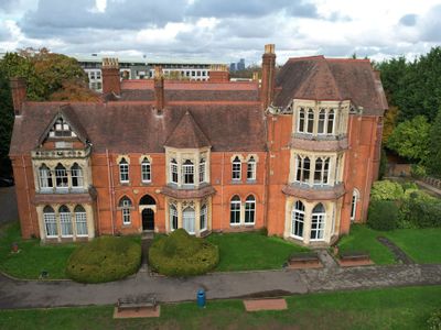 Property Image for Highbury Hall, Yew Tree Road, Moseley, Birmingham, West Midlands, B13 8QG