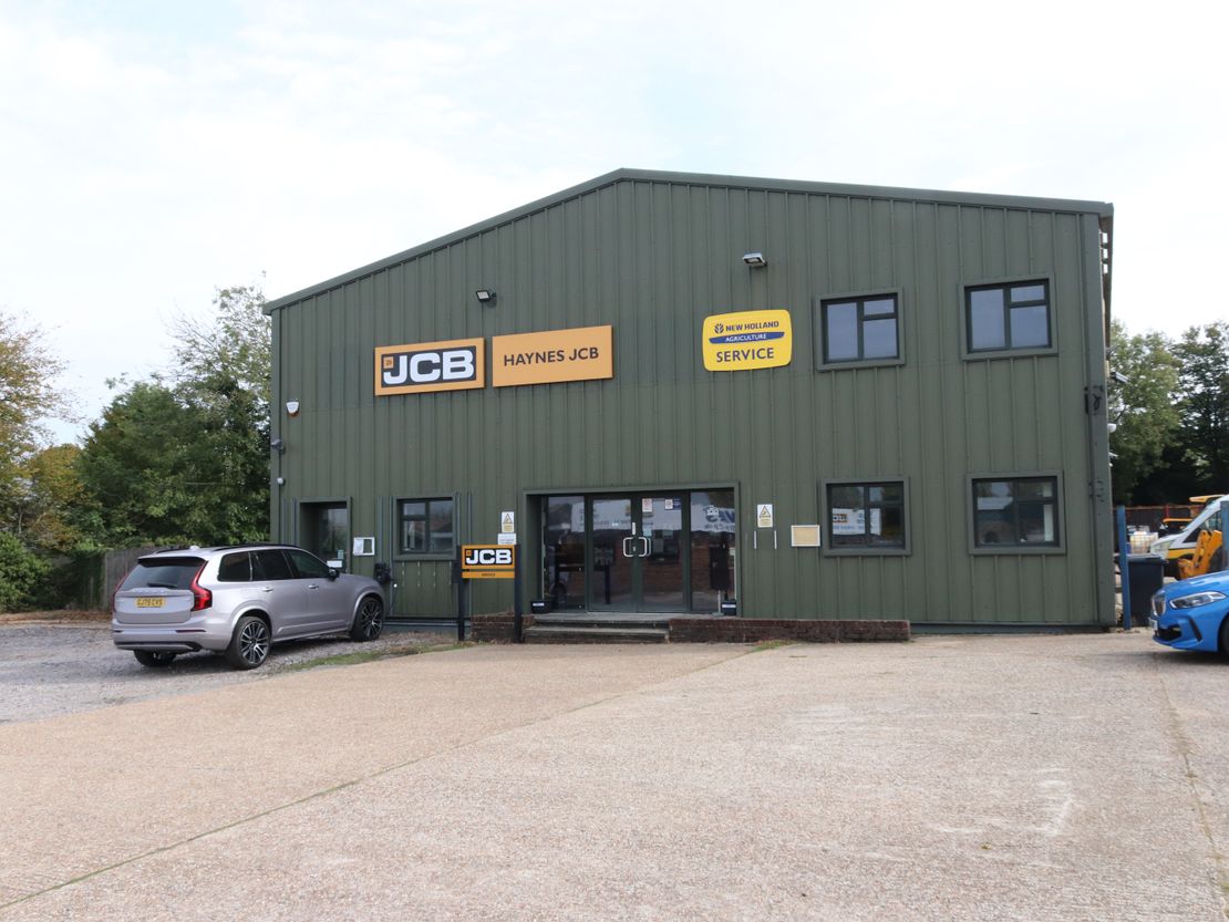 Squires Farm Industrial Estate, Palehouse Common, Framfield, Uckfield, East Sussex, TN22 5RB