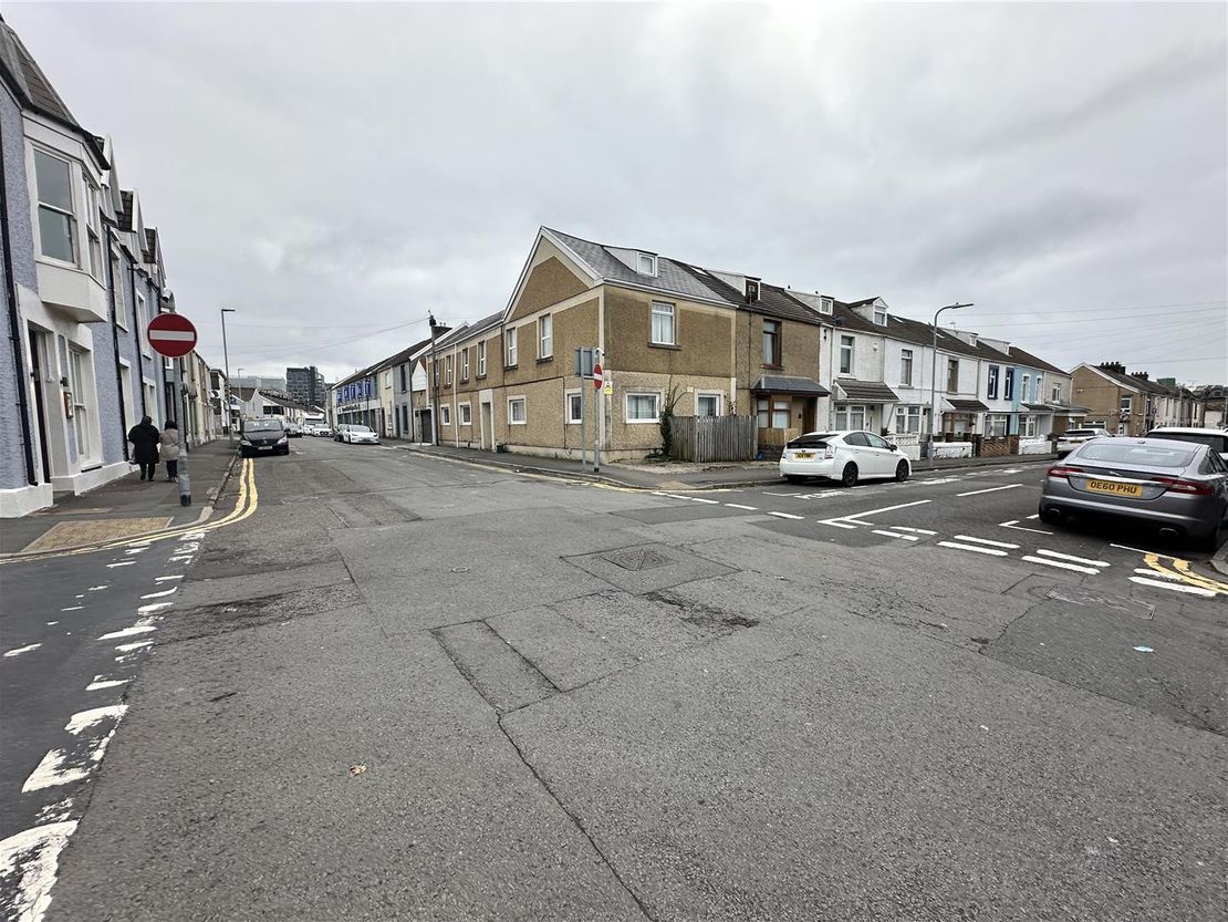 Oxford Street, Swansea
