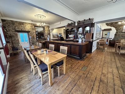 Property Image for Oxford Street, Swansea