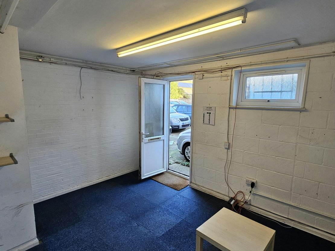 C& S Auto's Office, Station Road, Heathfield, TN21 8DF