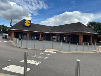 Property Image for Unit 2, 110 Trowell Road, Wollaton, Nottingham, Nottinghamshire, NG8 2DH